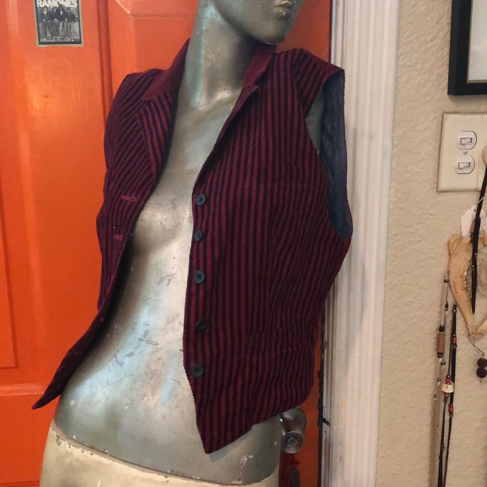 Corduroy collared vest